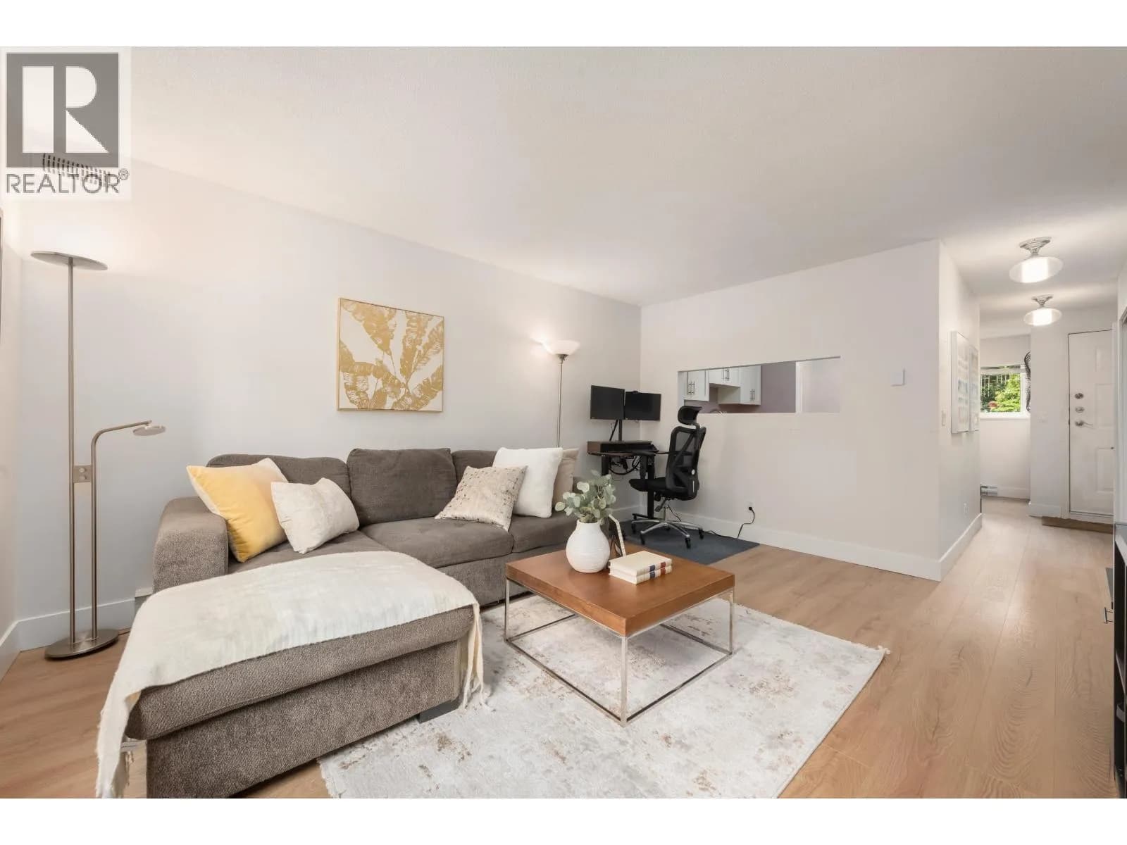 #104 1330 GRAVELEY STREET, Vancouver, BC photo 2