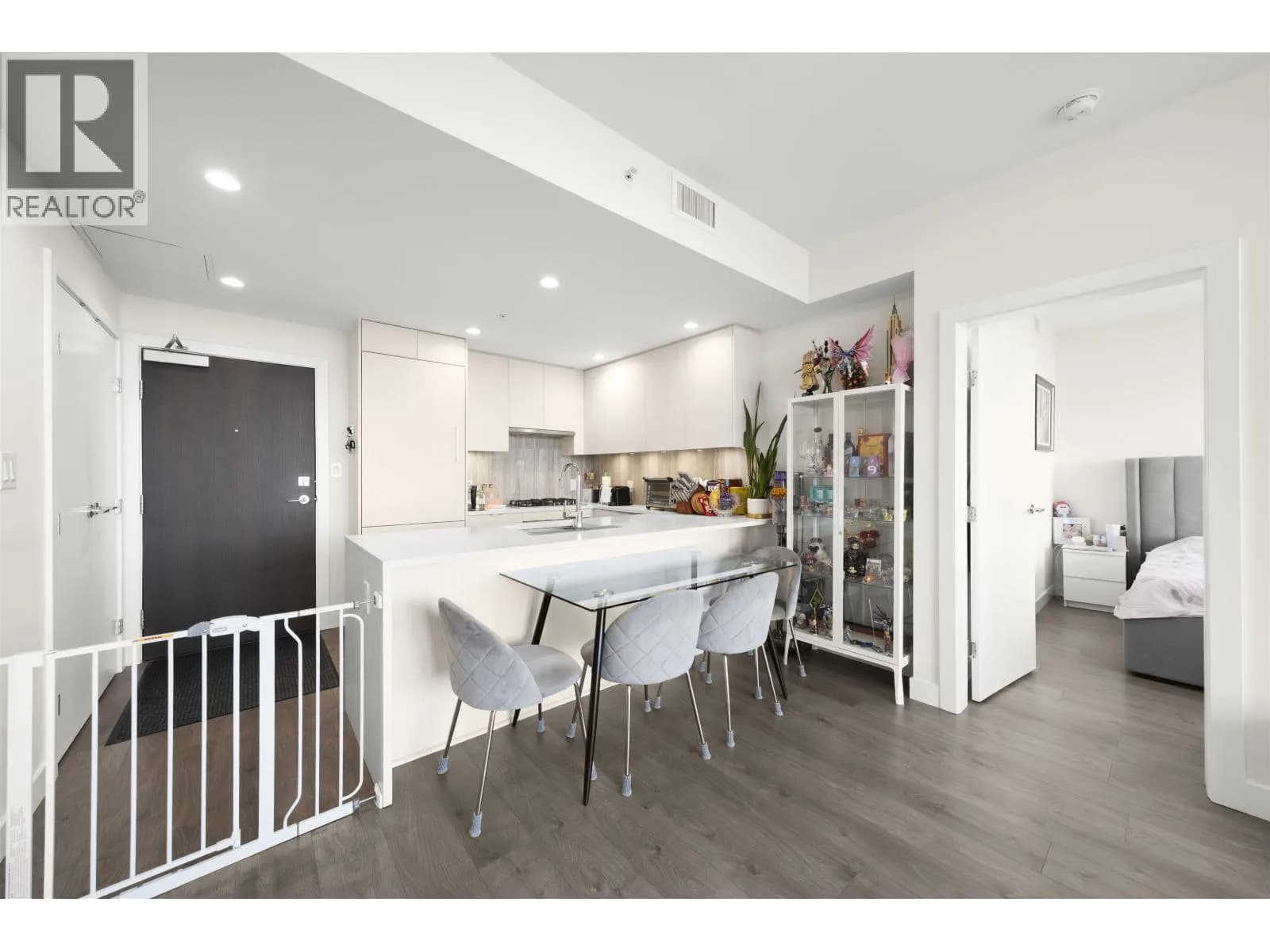 #1103 5051 IMPERIAL STREET, Burnaby, BC photo 5