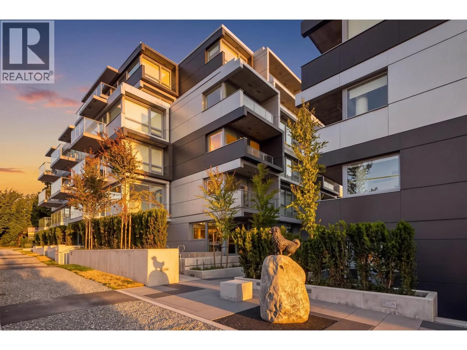 #104 8030 OAK STREET, Vancouver, BC photo 2