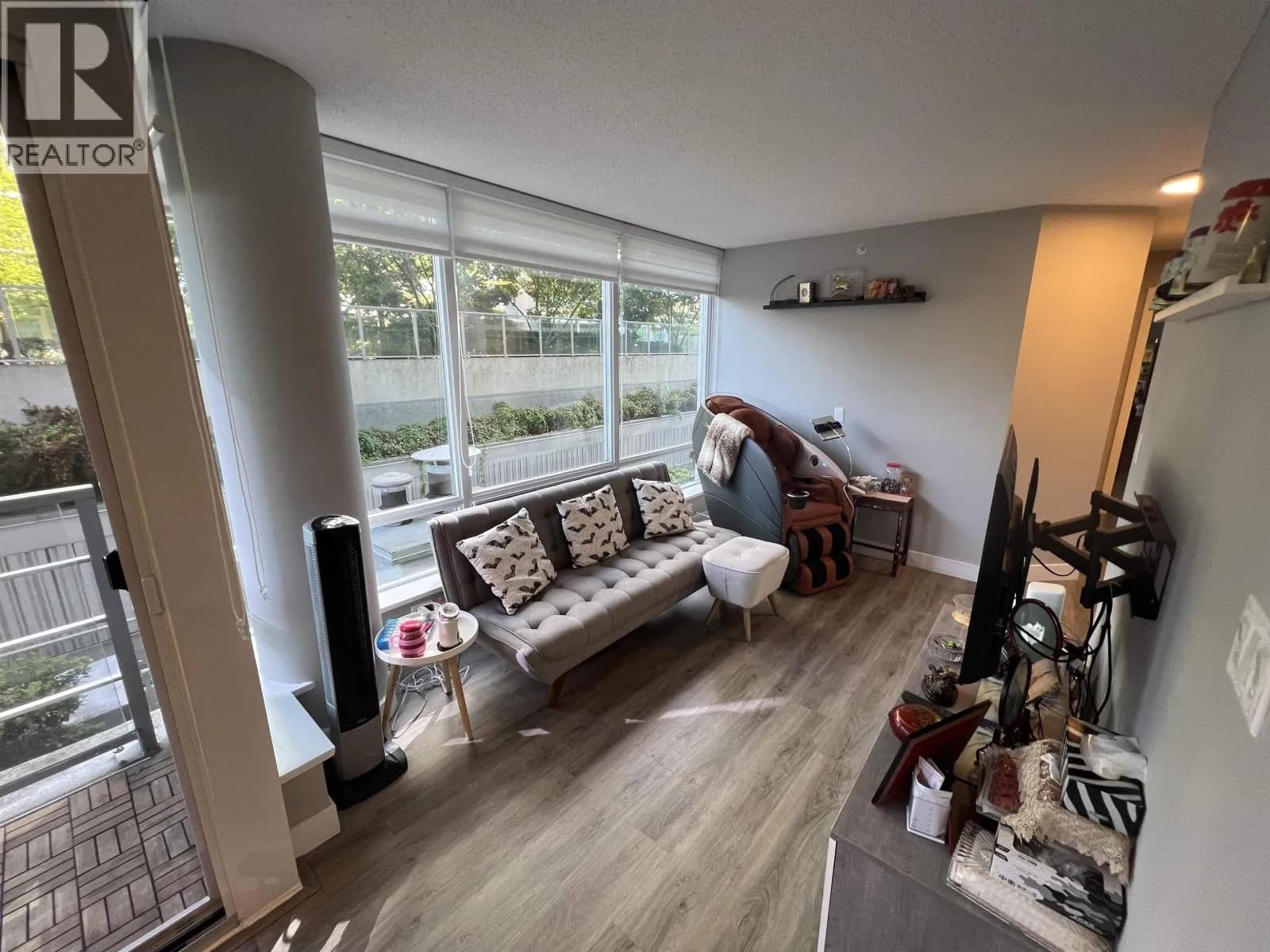 #501 8280 LANSDOWNE ROAD, Richmond, BC photo 3