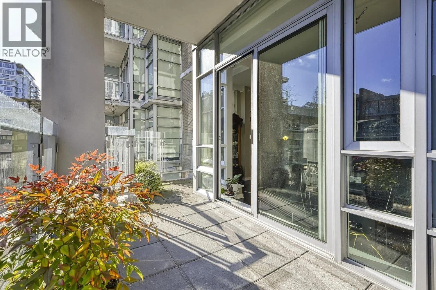 #310 1616 COLUMBIA STREET, Vancouver, BC photo 5