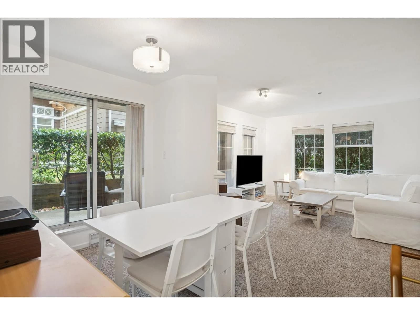 #102 1199 WESTWOOD STREET, Coquitlam, BC photo 5