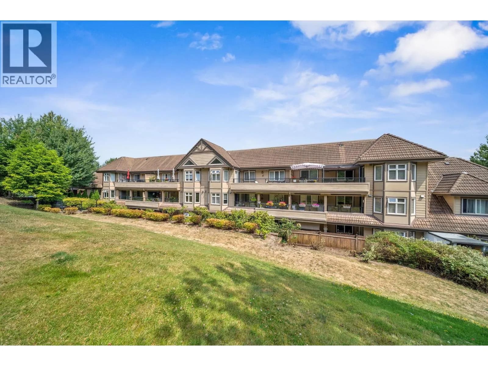 160 SHORELINE CIRCLE, Port Moody