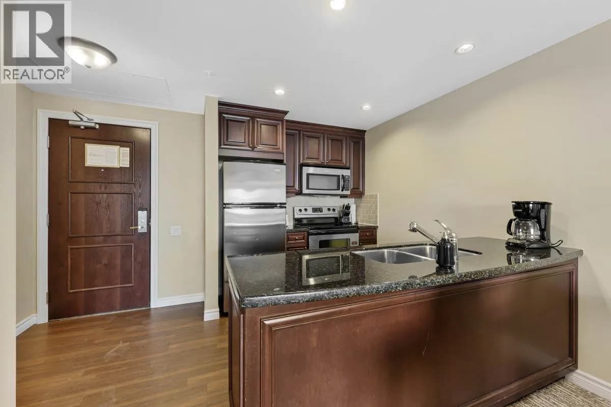 #1210C 3250 VILLAGE Way, Sun Peaks, BC photo 5