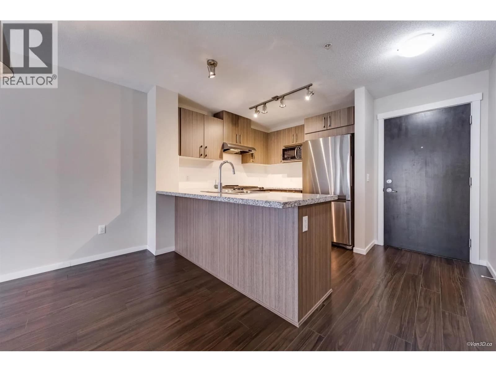 #420 3178 DAYANEE SPRINGS BOULEVARD, Coquitlam, BC photo 5