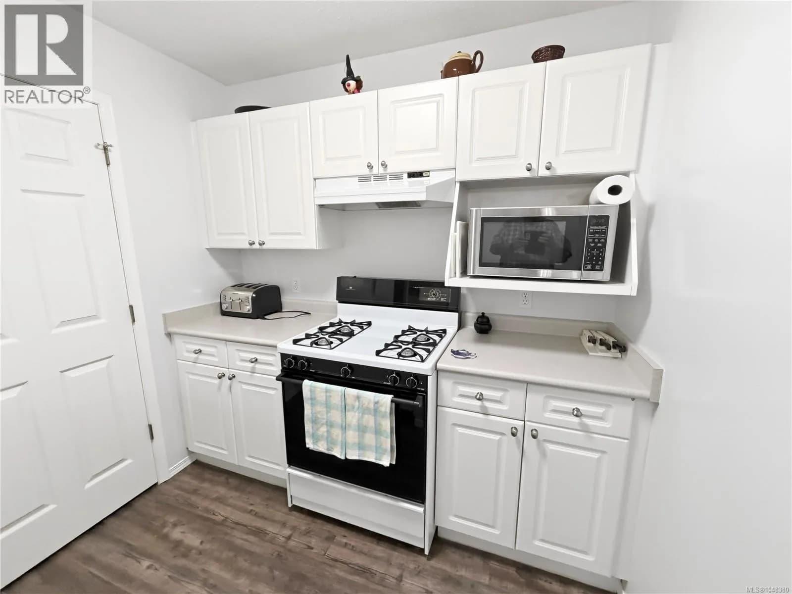 #310 1105 Henry Rd, Courtenay, BC photo 5