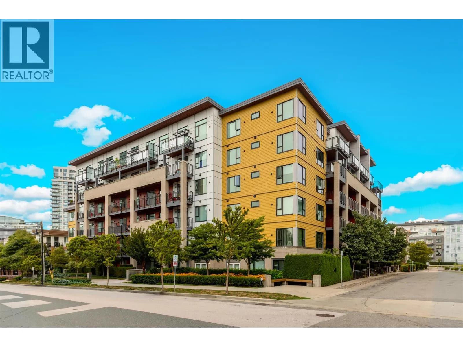 621 REGAN AVENUE, Coquitlam