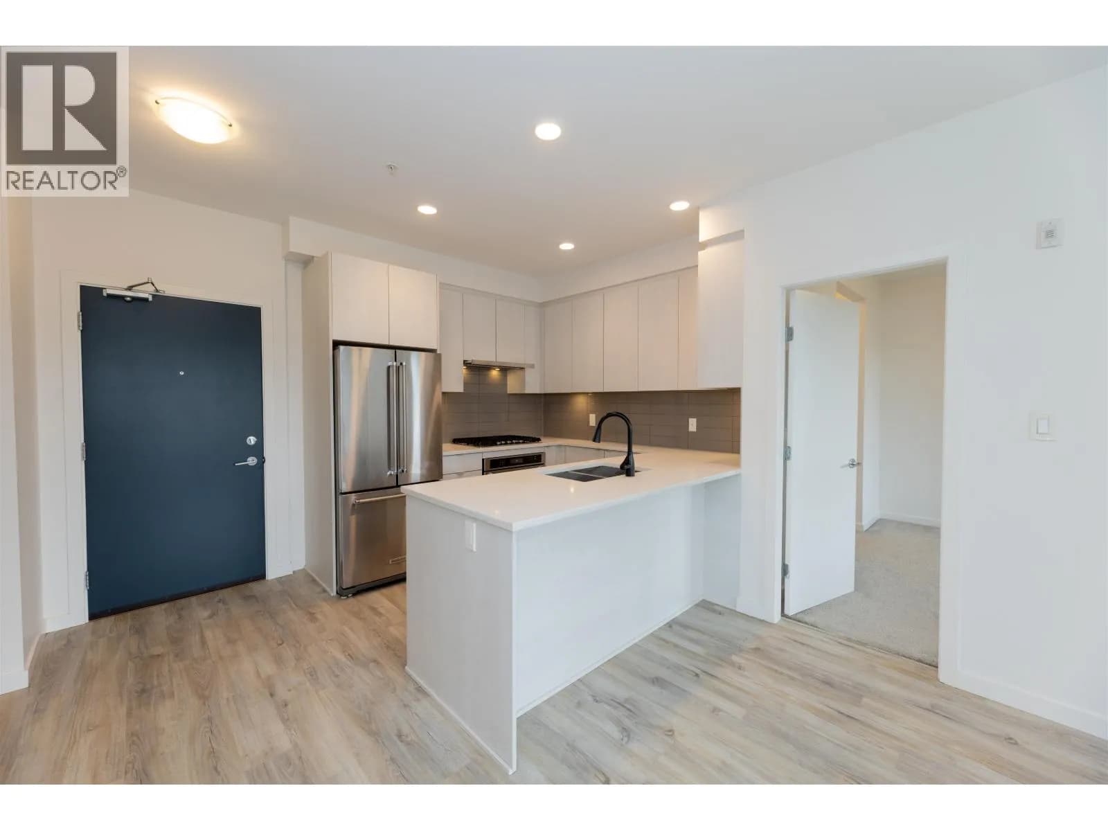 #315 621 REGAN AVENUE, Coquitlam, BC photo 3