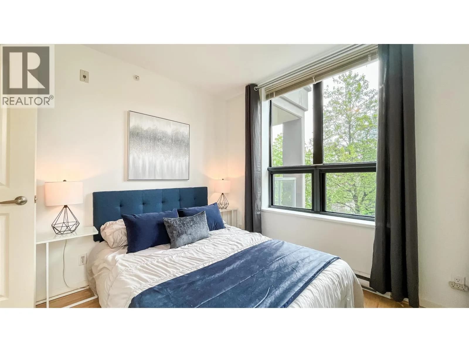 #305 3638 VANNESS AVENUE, Vancouver, BC photo 2