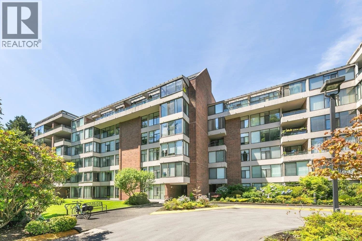 4101 YEW STREET, Vancouver