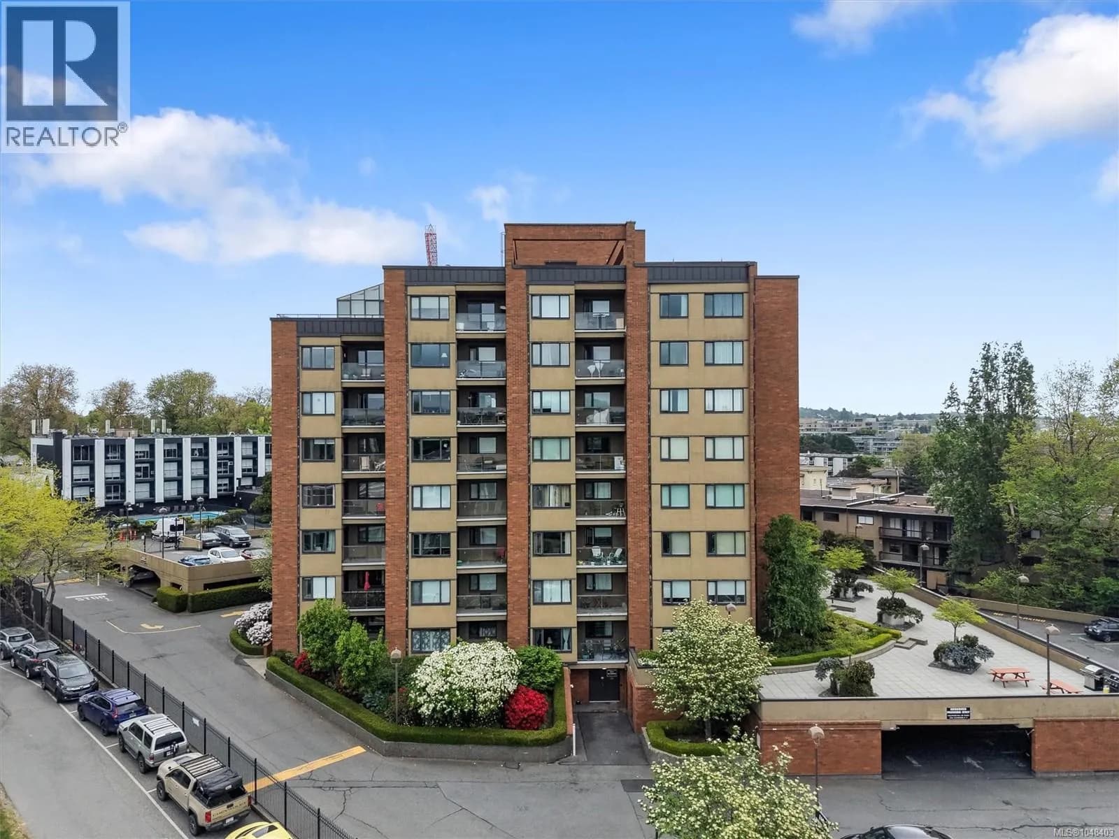 103 Gorge Rd E, Victoria