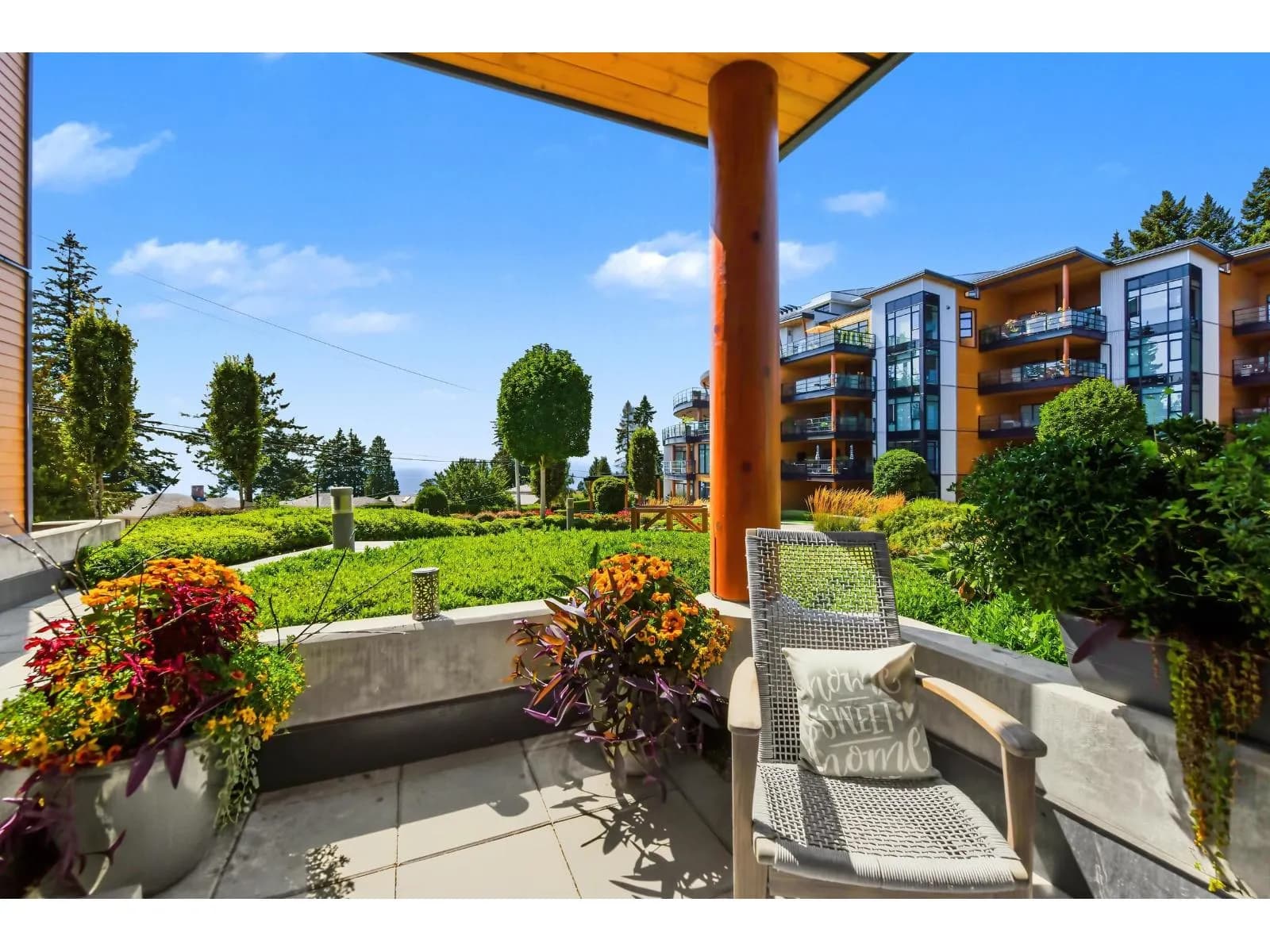 #216 14855 THRIFT AVENUE, White Rock, BC photo 5