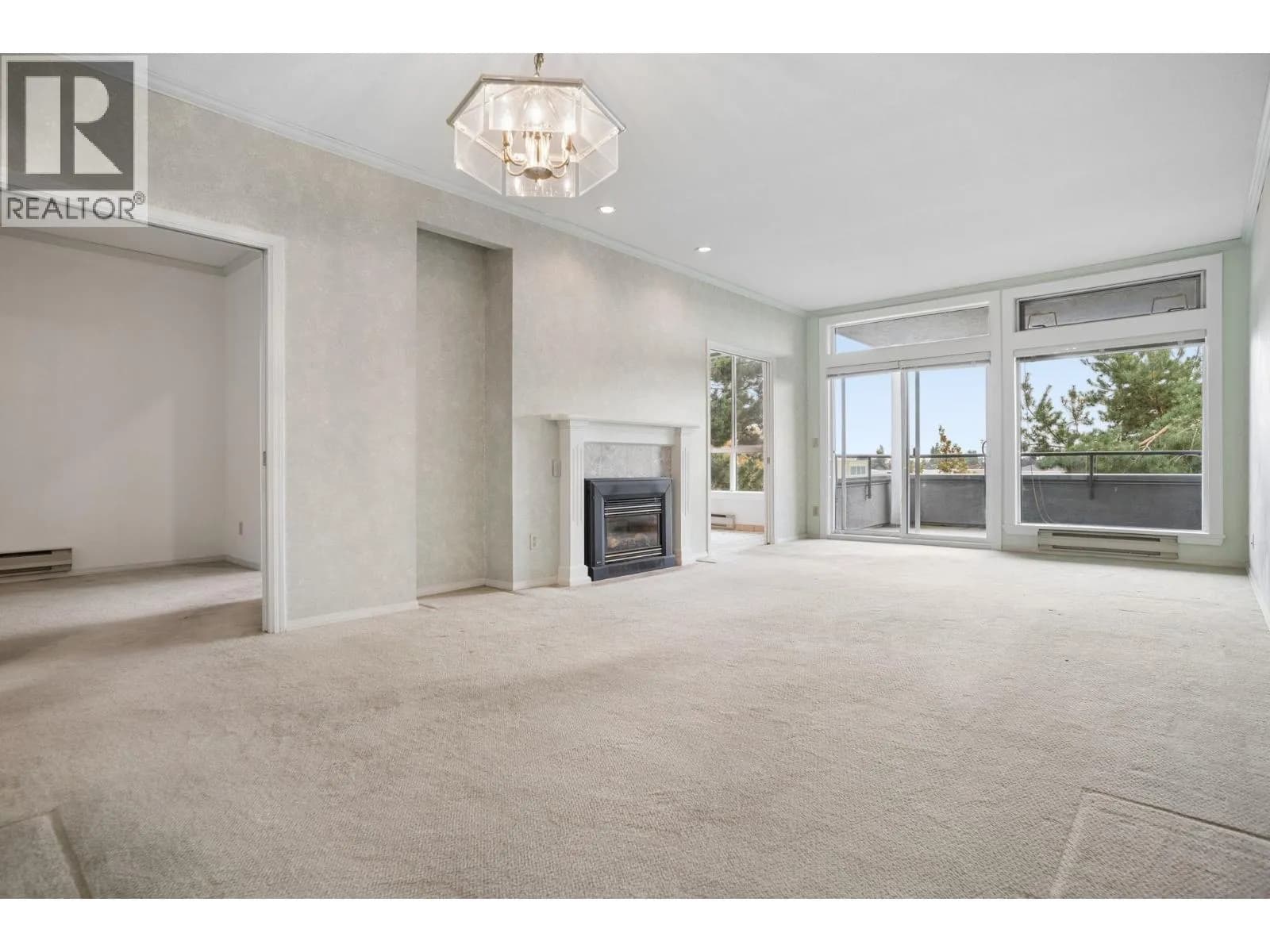 #222 12873 RAILWAY AVENUE, Richmond, BC photo 2