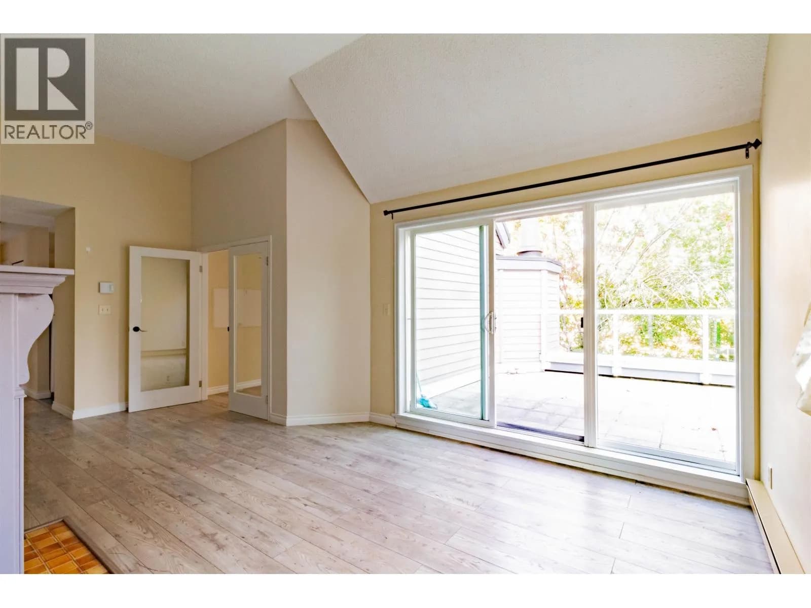 #306 5025 SANDERS STREET, Burnaby, BC photo 5