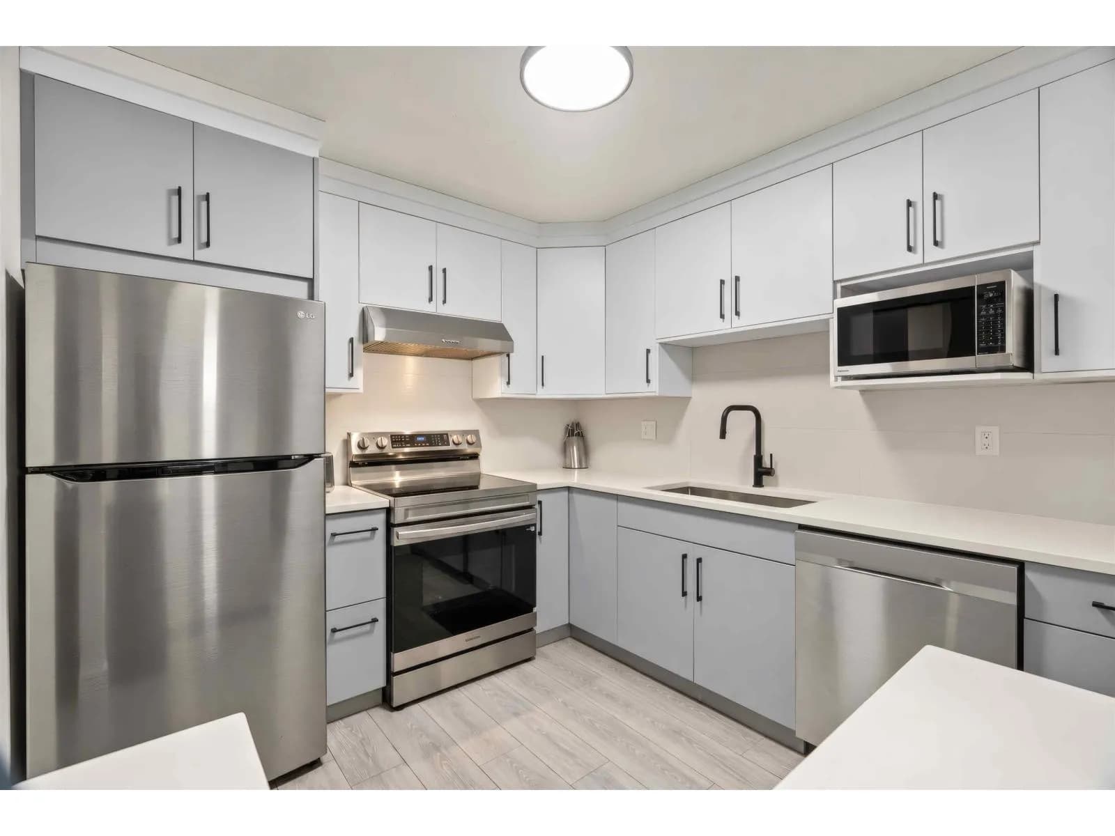 #315 13918 72 AVENUE, Surrey, BC photo 4