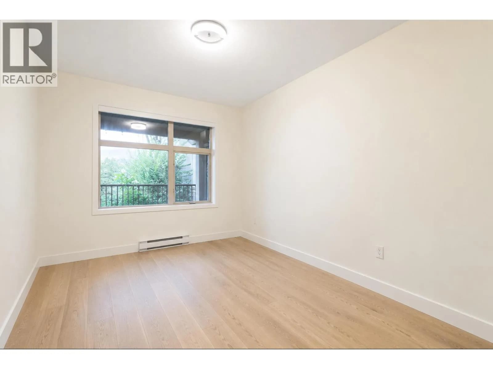 #201 500 KLAHANIE DRIVE, Port Moody, BC photo 5