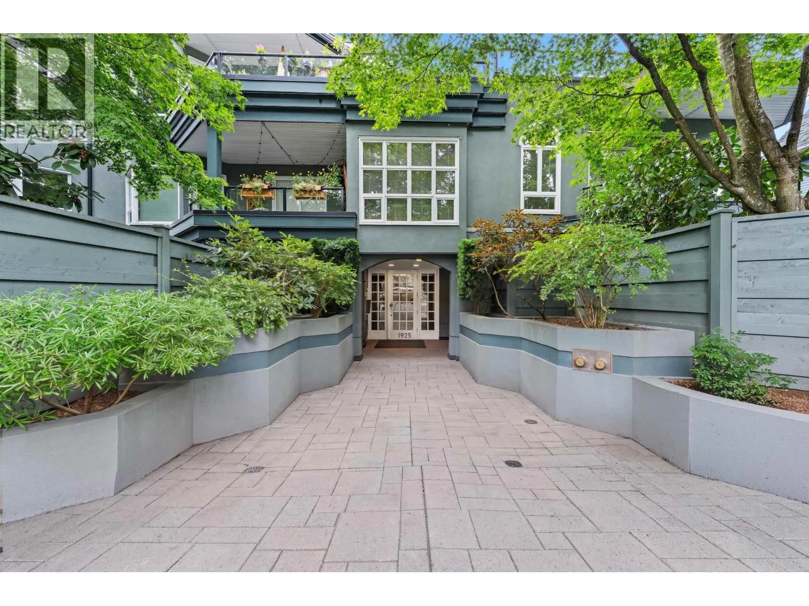 #304 1925 W 2ND AVENUE, Vancouver, BC photo 2