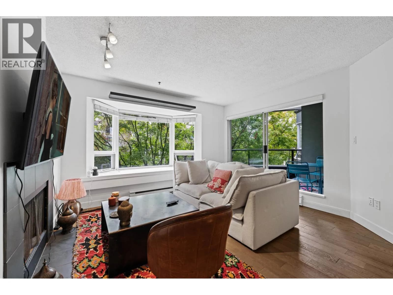 #304 1925 W 2ND AVENUE, Vancouver, BC photo 4