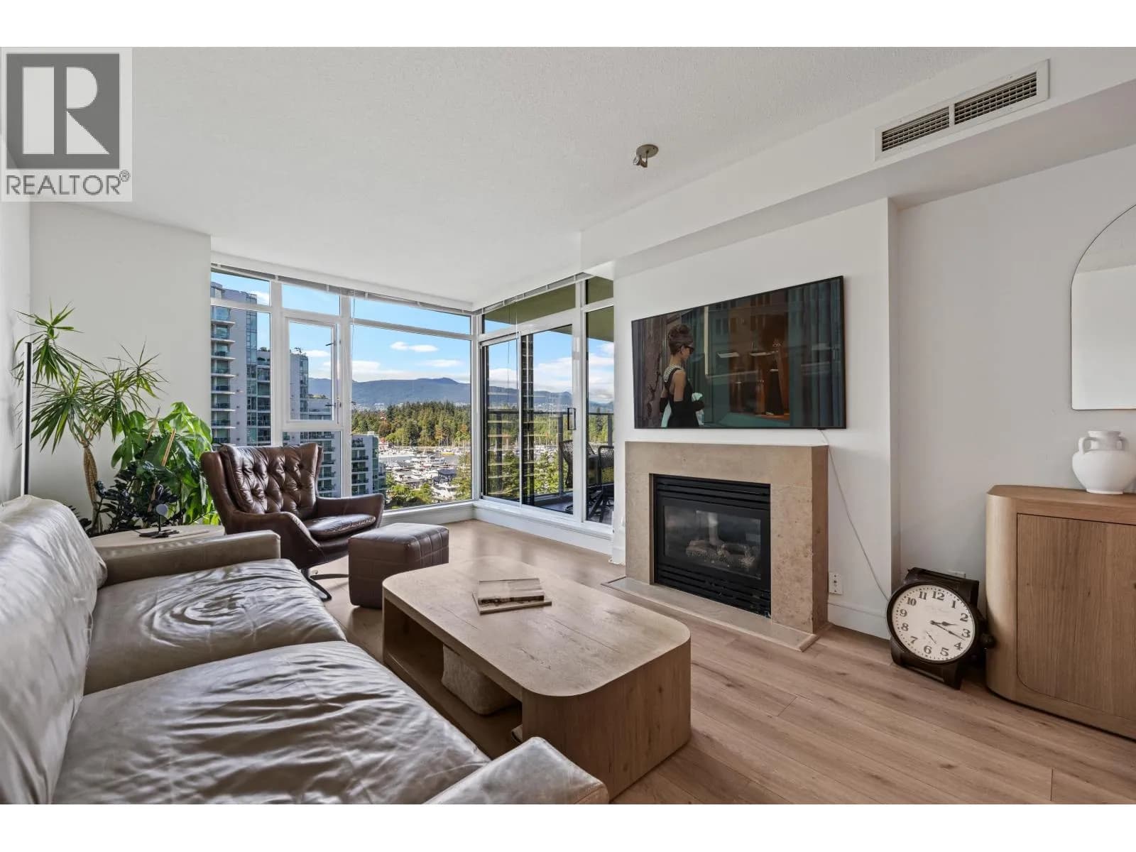#902 1650 BAYSHORE DRIVE, Vancouver, BC photo 3