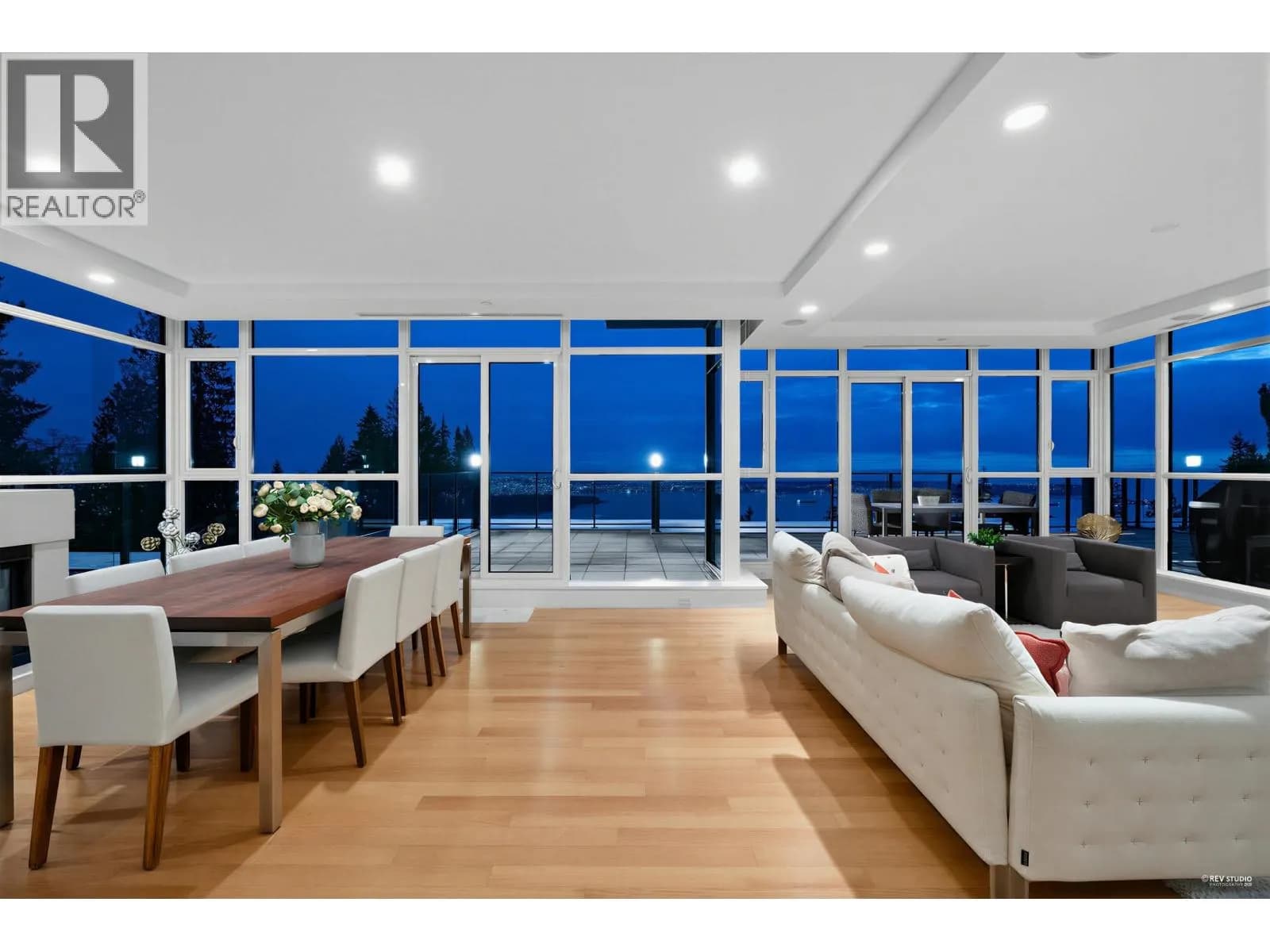 #303 2245 TWIN CREEK PLACE, West Vancouver, BC photo 3