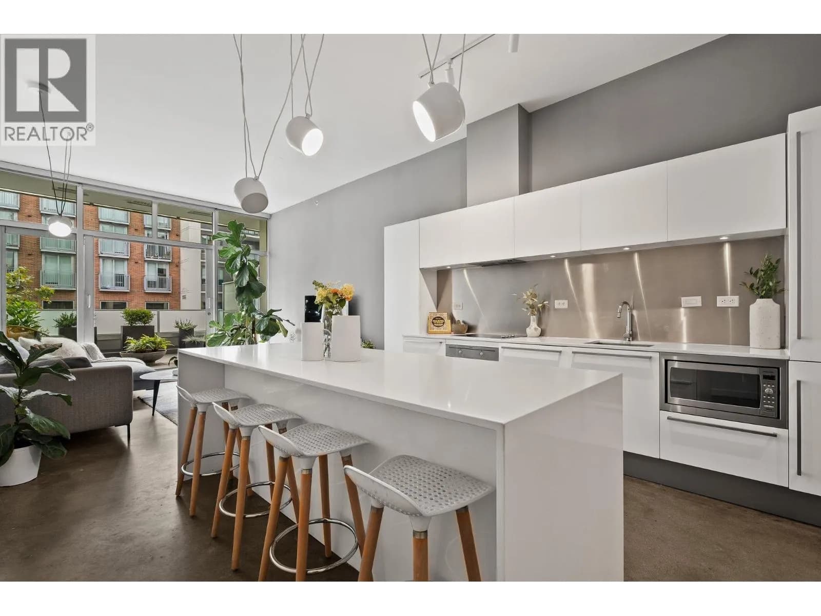 53 W HASTINGS STREET, Vancouver