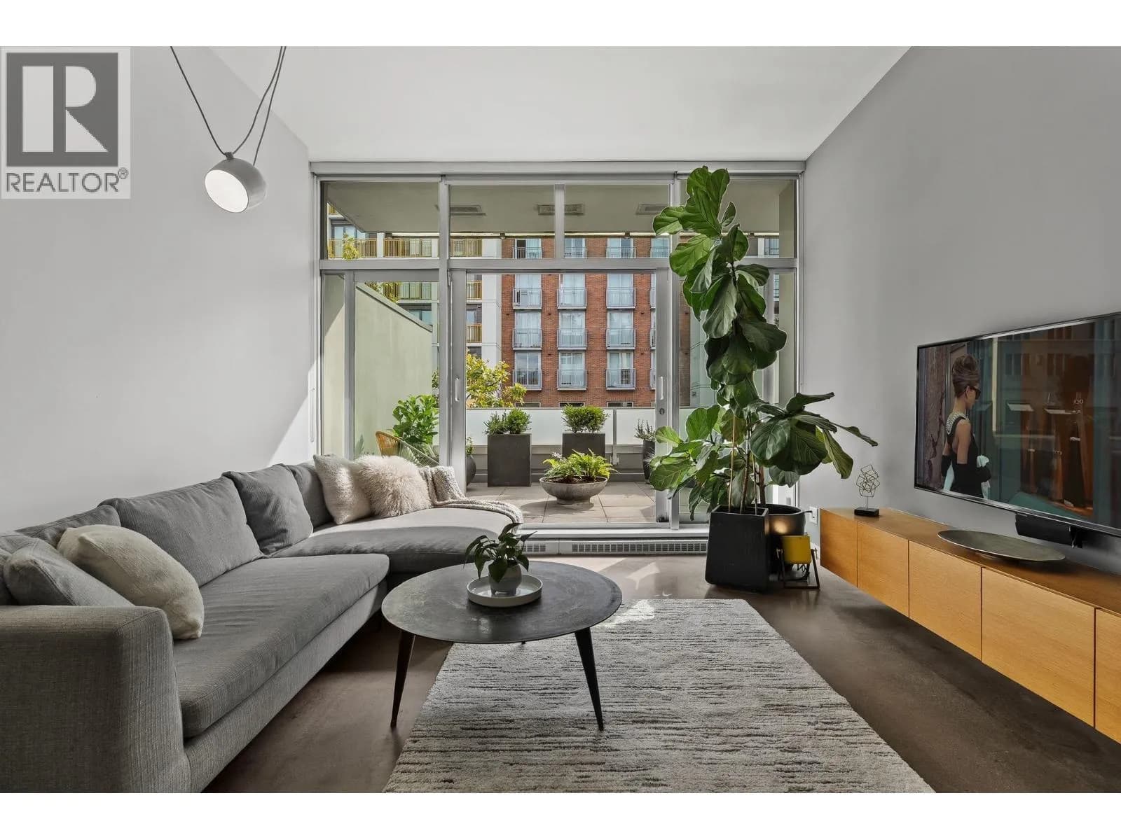 #409 53 W HASTINGS STREET, Vancouver, BC photo 3