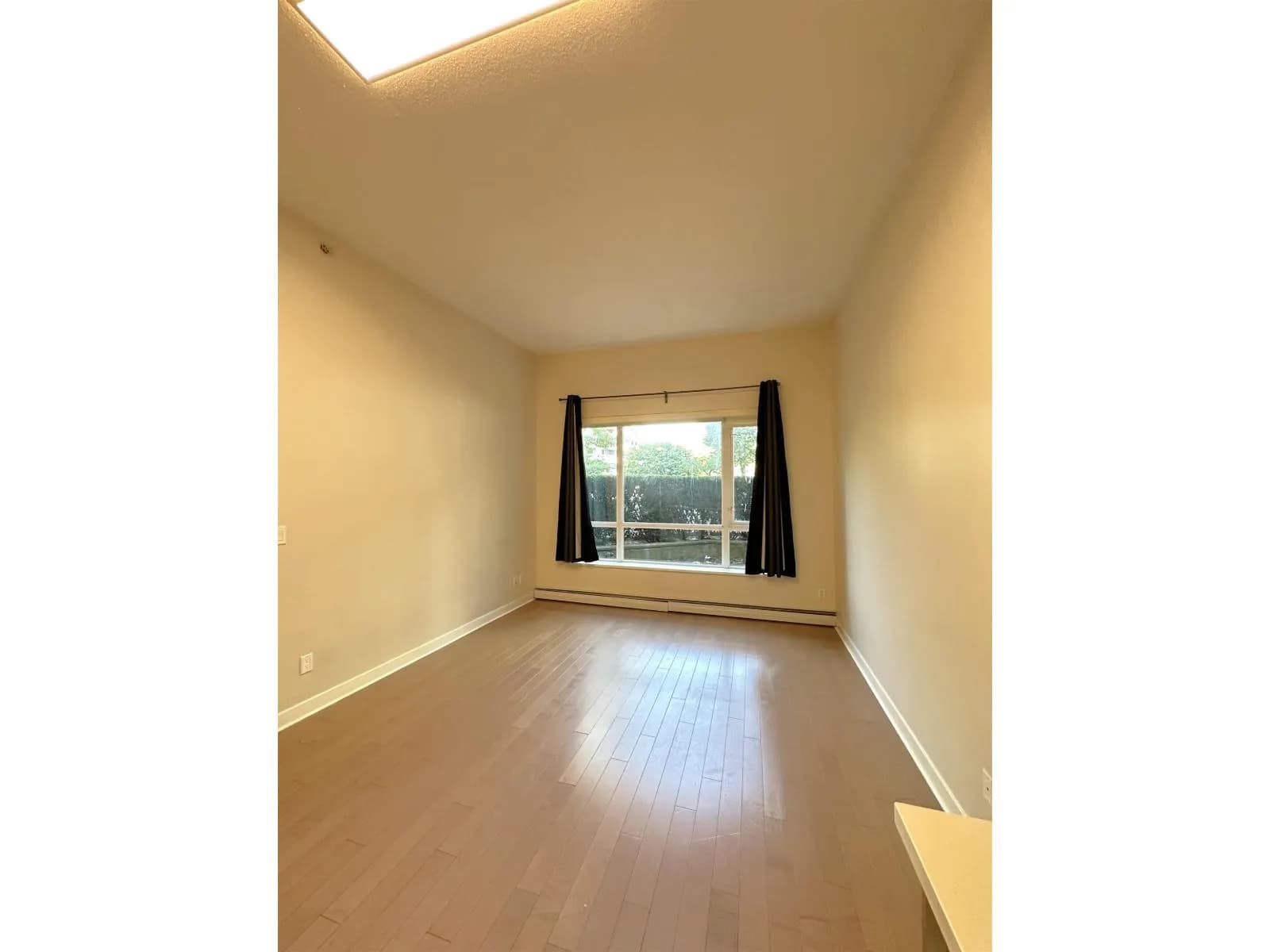 #102 13380 108 AVENUE, Surrey, BC photo 4