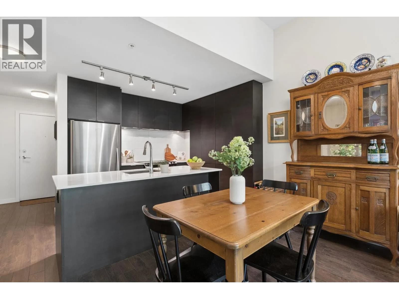 #506 1679 LLOYD AVENUE, North Vancouver, BC photo 3