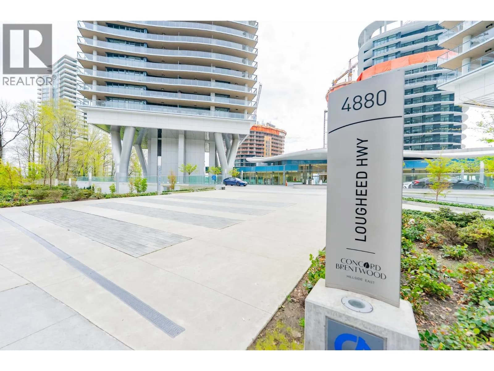 #1904 4890 LOUGHEED HIGHWAY, Burnaby, BC photo 3