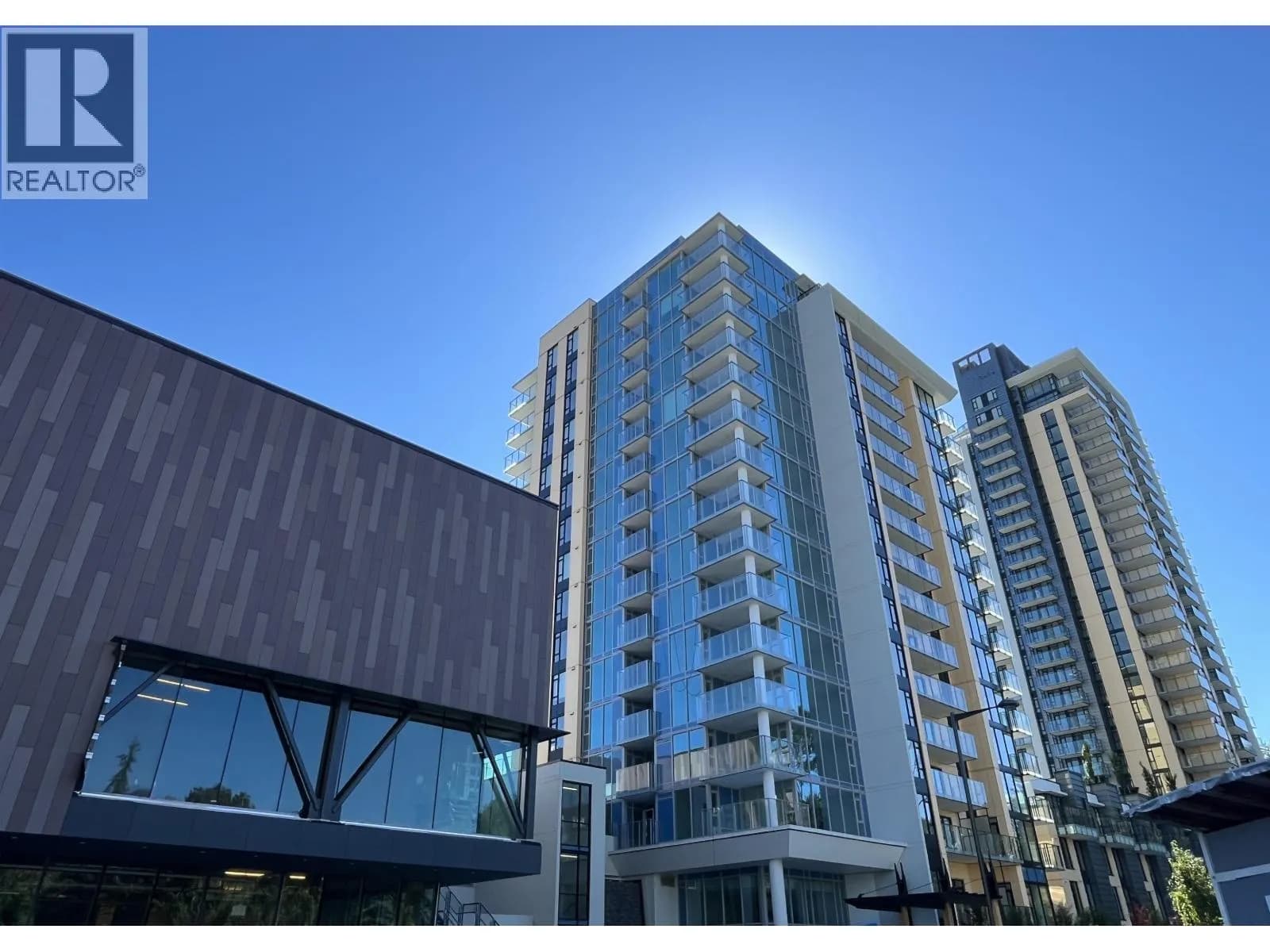 1471 HUNTER STREET, North Vancouver