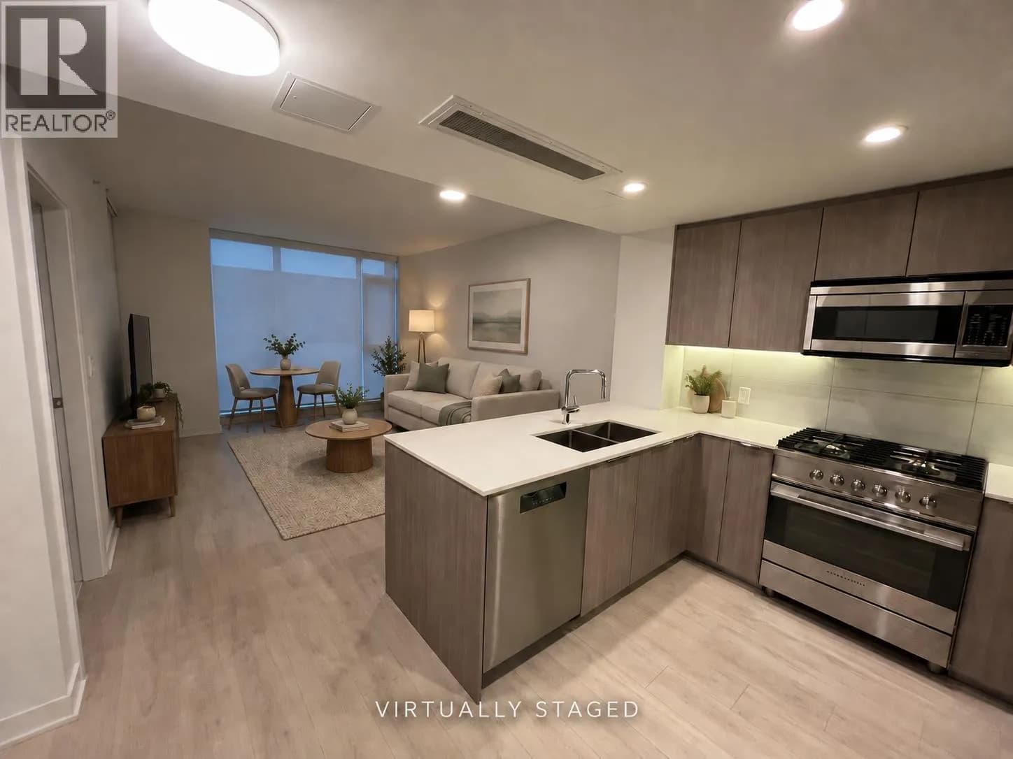 #502 1471 HUNTER STREET, North Vancouver, BC photo 3