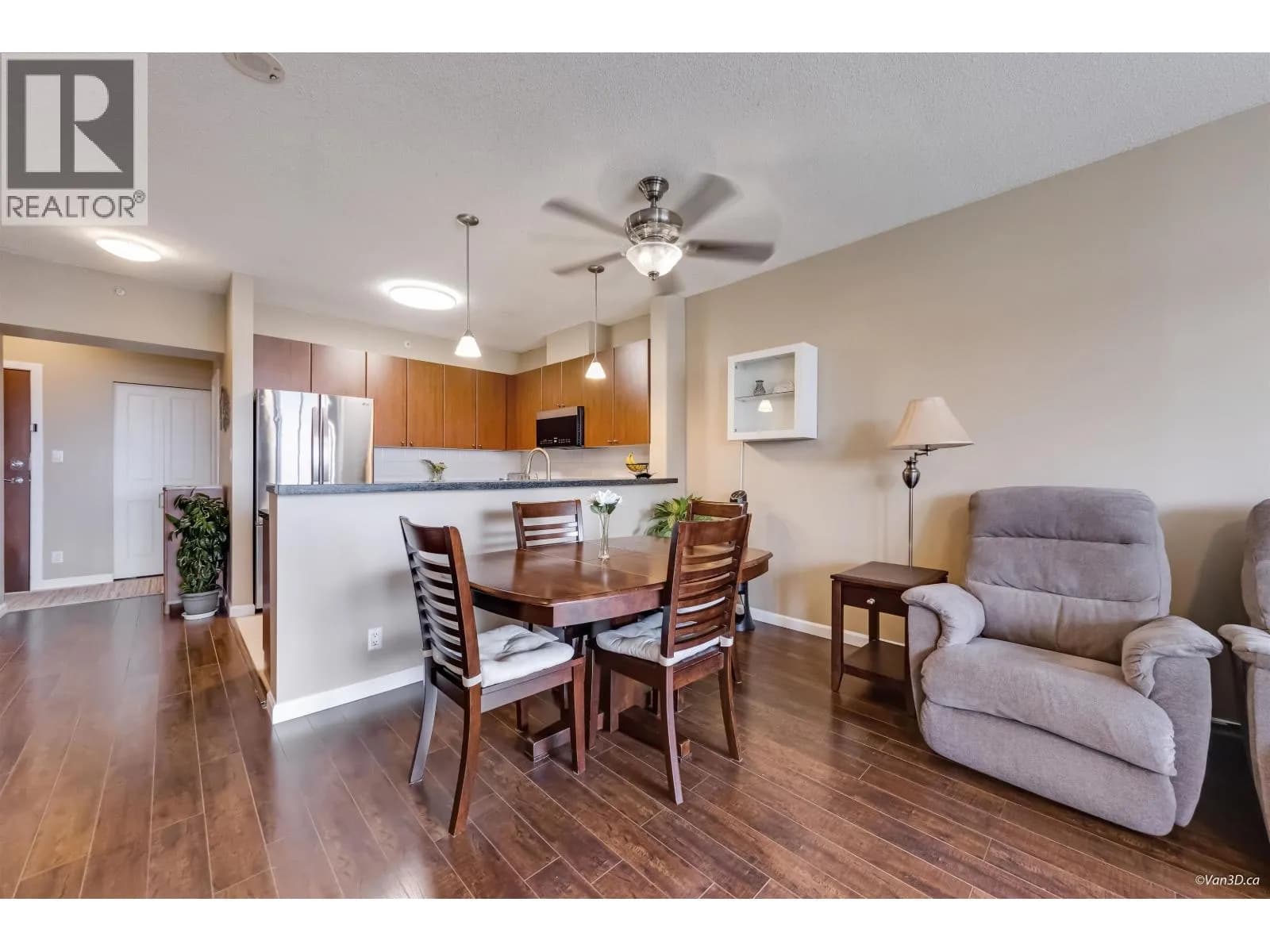 #501 4132 HALIFAX STREET, Burnaby, BC photo 5