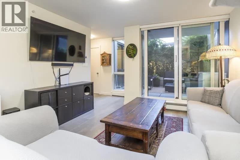 #208 189 KEEFER STREET, Vancouver, BC photo 2