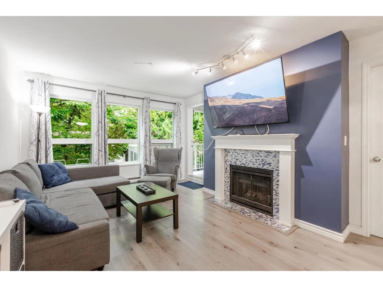 #202 9688 148 STREET, Surrey, BC photo 2