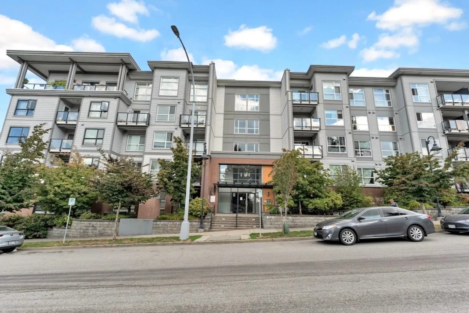 #335 13733 107A AVENUE, Surrey, BC photo 2