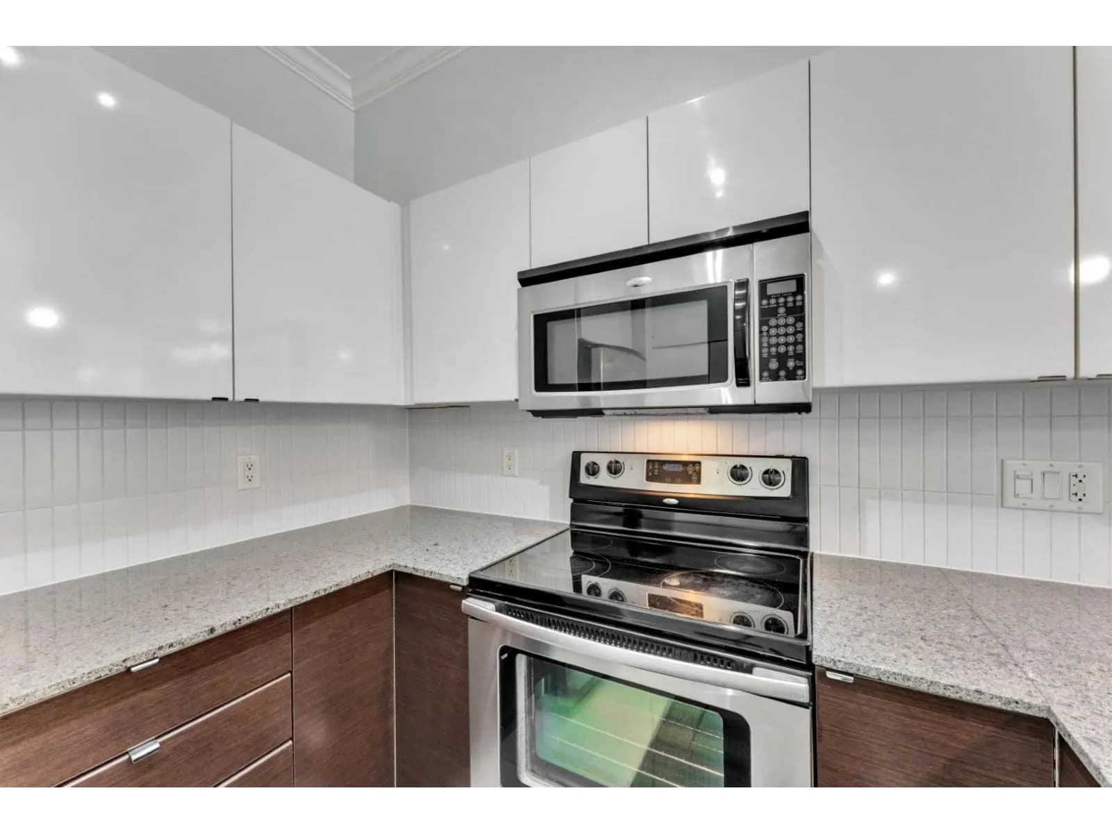 #335 13733 107A AVENUE, Surrey, BC photo 5