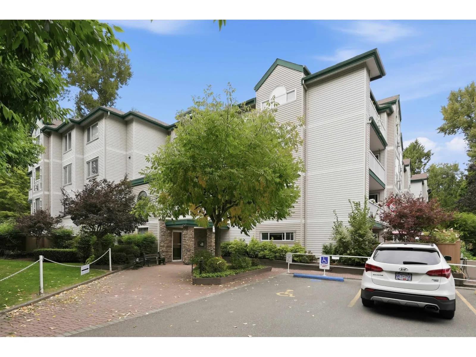 #305 2963 NELSON PLACE, Abbotsford, BC photo 3