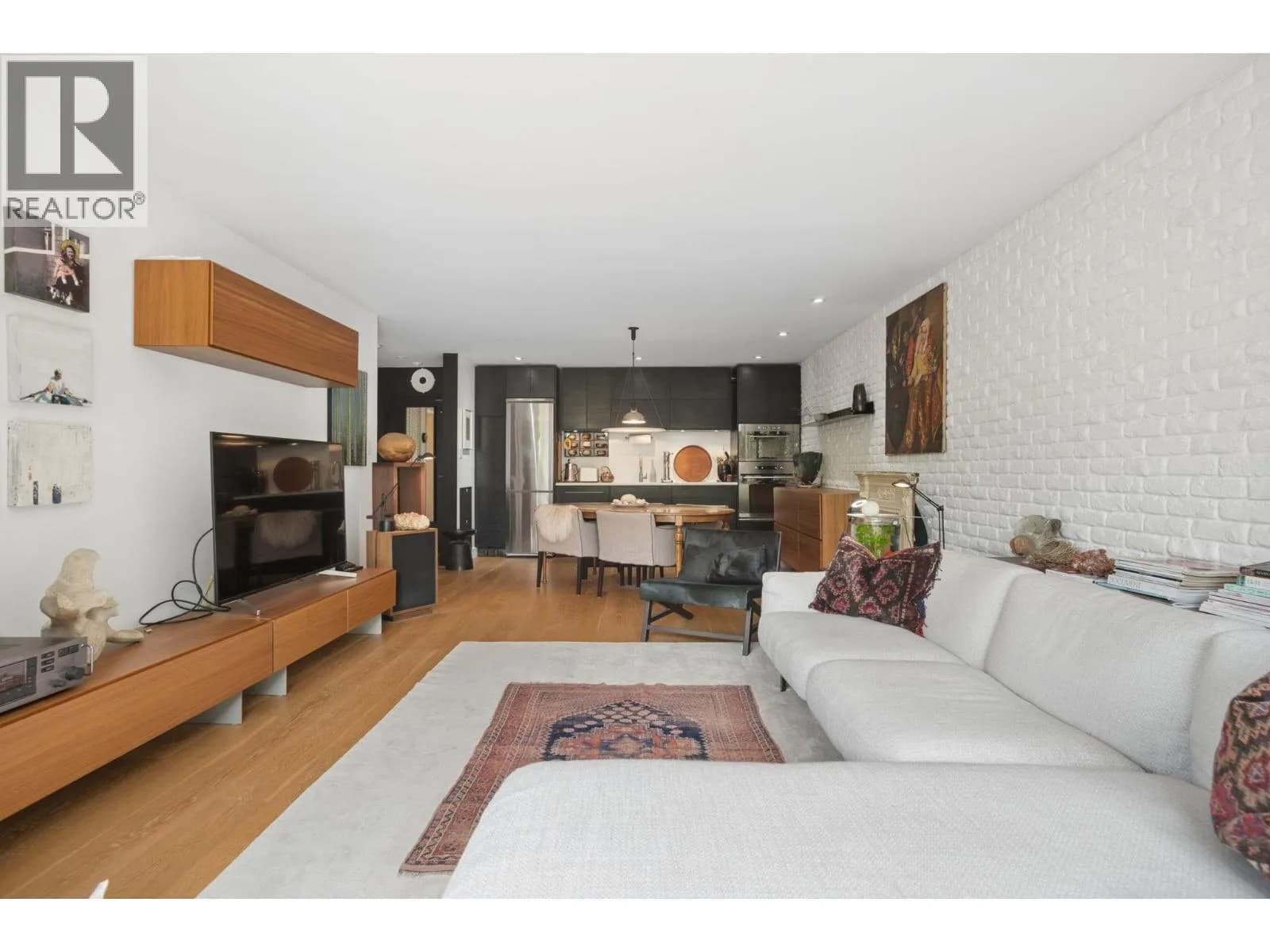 #205 3264 OAK STREET, Vancouver, BC photo 4