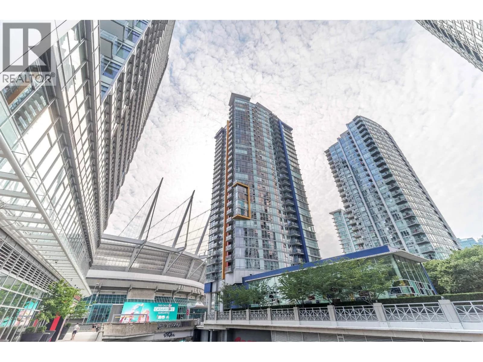 111 W GEORGIA STREET, Vancouver