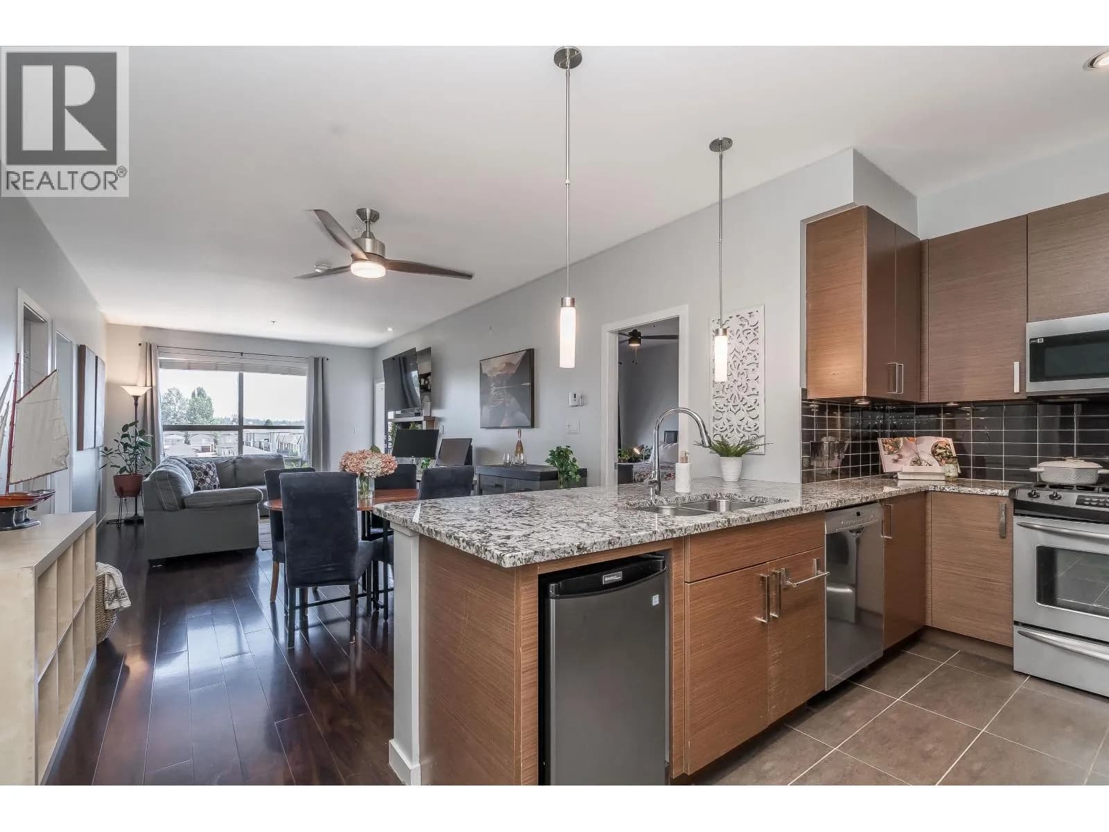 #308 288 HAMPTON STREET, New Westminster, BC photo 2