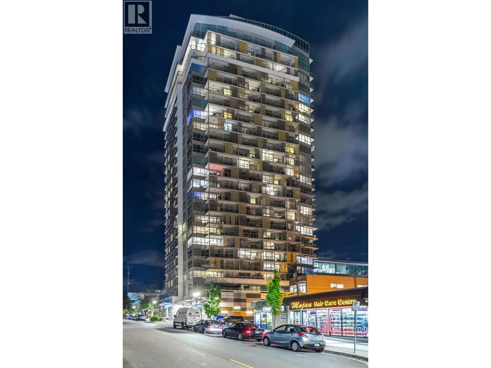 #2301 125 E 14TH STREET, North Vancouver, BC photo 2