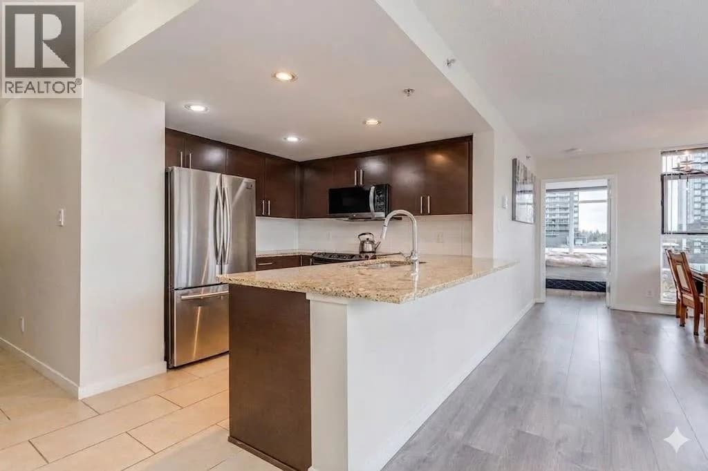 #806 575 DELESTRE AVENUE, Coquitlam, BC photo 5