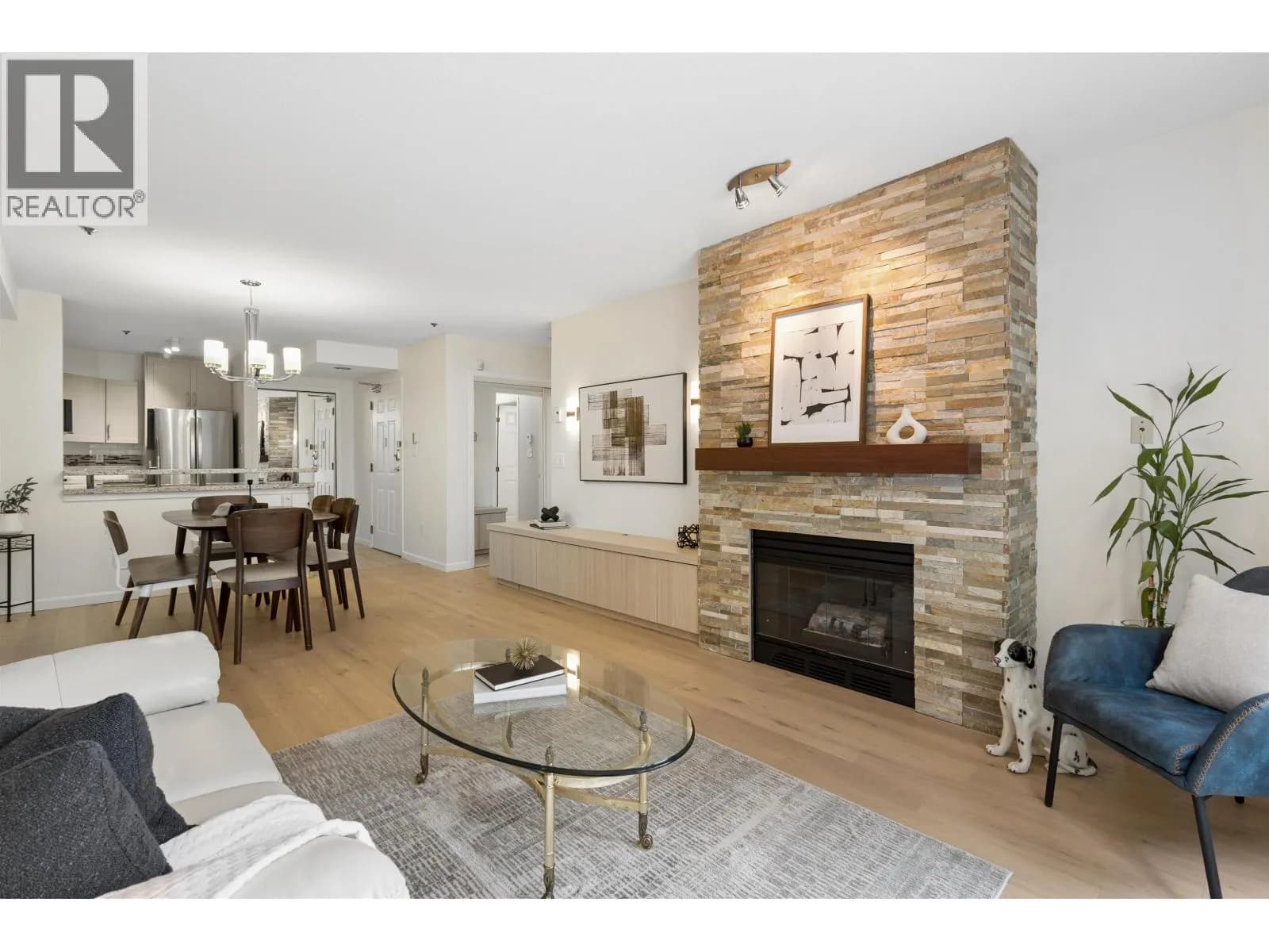 #305 980 W 21ST AVENUE, Vancouver, BC photo 4