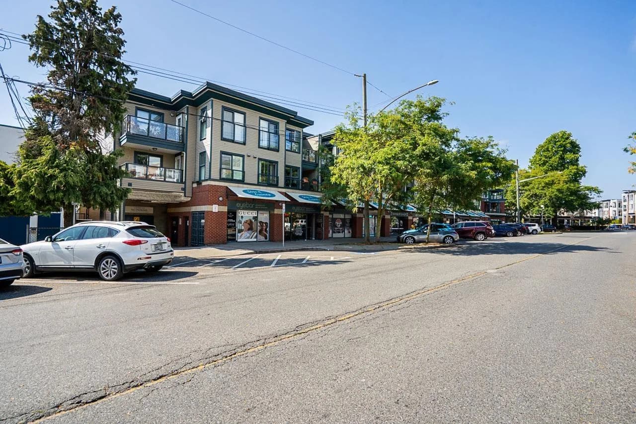 #307 15210 PACIFIC AVENUE, White Rock, BC photo 3