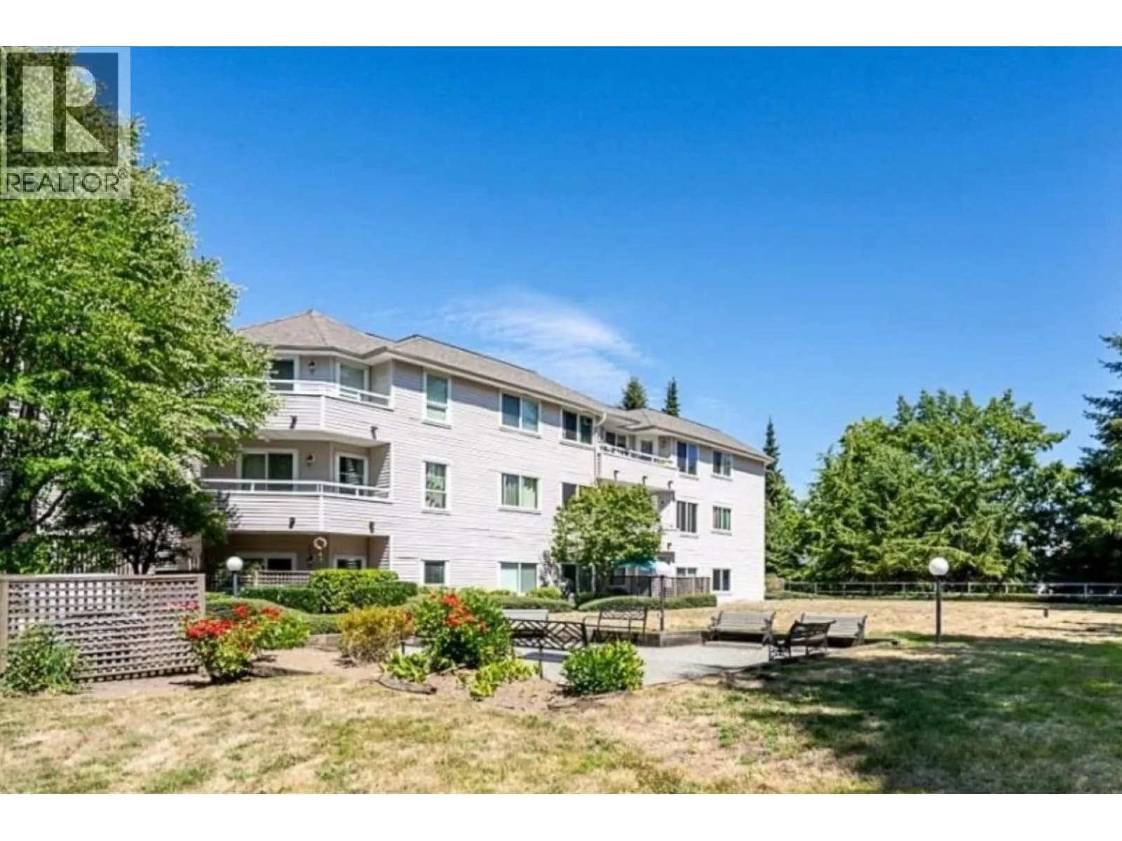 #101 450 BROMLEY STREET, Coquitlam, BC photo 2