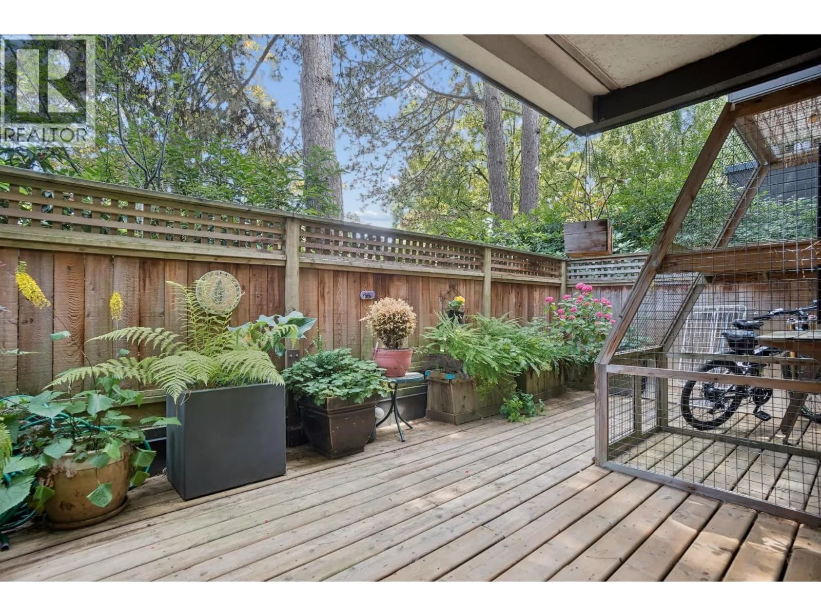 #102 2255 W 8TH AVENUE, Vancouver, BC photo 5