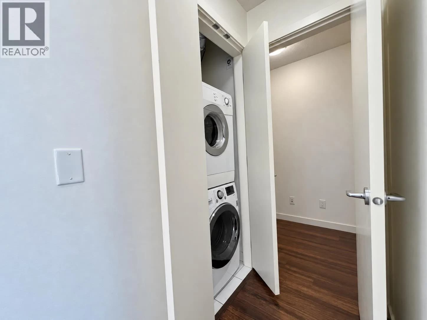 #1605 4815 ELDORADO MEWS, Vancouver, BC photo 3