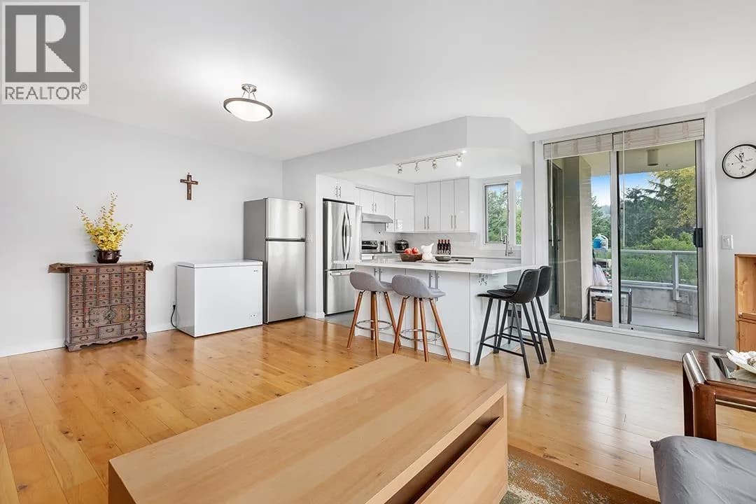 #601 7321 HALIFAX STREET, Burnaby, BC photo 2