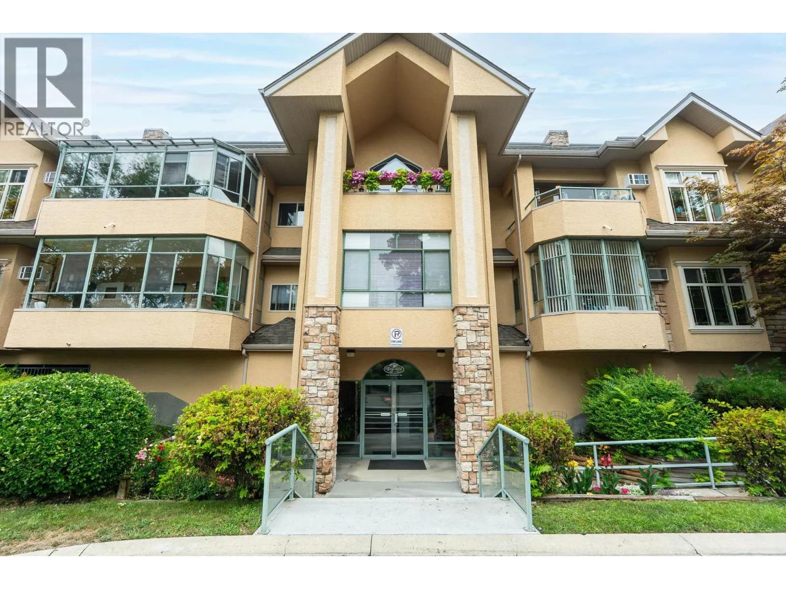 #201 1152 Lanfranco Road, Kelowna, BC photo 2