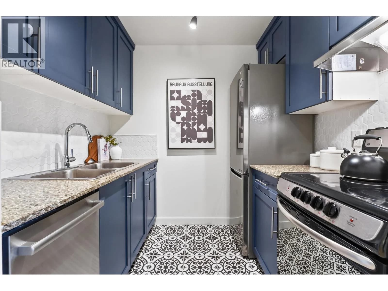#303 288 E 14TH AVENUE, Vancouver, BC photo 5